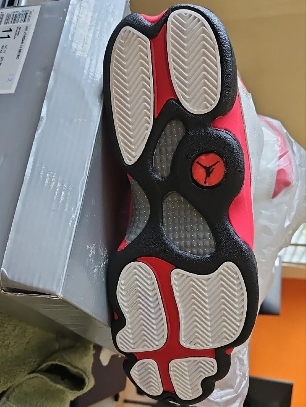 Men's White and Red Leather Basketball Sneakers